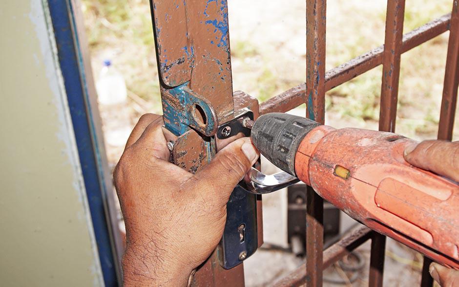 artisan serrurier pas cher Corbreuse
